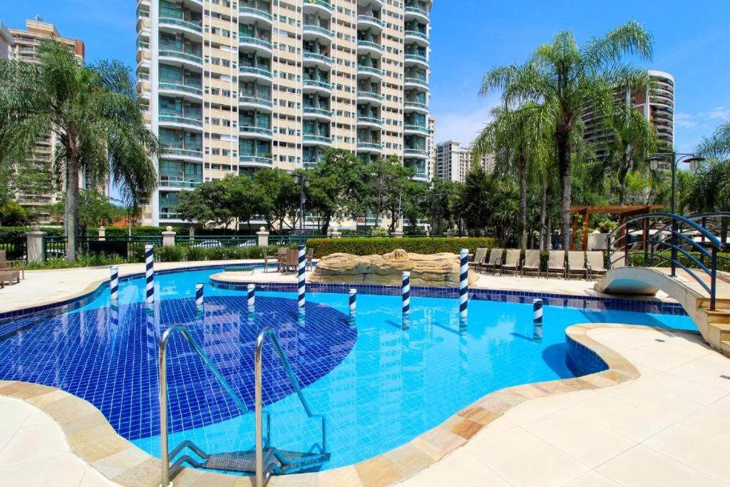 Barra Da Tijuca - 508 - De Frente Para Maravilhosa Piscina - Estacionamento Gratuito - Academia Comphania Atletica - Balsa Para Praia Gratis - Microondas - Geladeira Grande - Recepcao 24Horas - Wi-Fi - Com Pia Rio de Janeiro Exterior photo